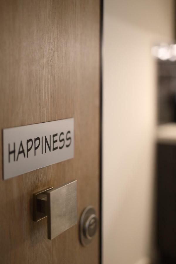 Happiness Luxury Central Apartment أثينا المظهر الخارجي الصورة